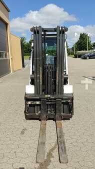 Wózki gazowe 2016  Unicarriers DX20 (4)