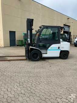 Diesel Forklifts 2018  Unicarriers GX50 (1)