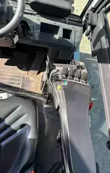 Gas truck 2019  Unicarriers DX32 (6)
