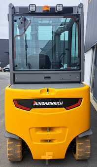 Chariot 4 roues électrique 2023  Jungheinrich EFG S30 (6)