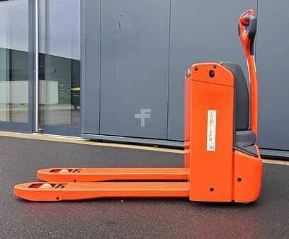 Elektrische palletwagens 2024 Linde T16 (1)