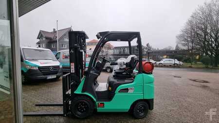 LPG heftrucks 2023  Mitsubishi FG20CN (3)