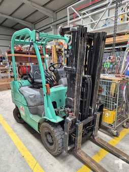 Treibgasstapler 2009  Mitsubishi FG20CN (2)