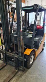 Propane Forklifts 2018  Jungheinrich TFG425 (2) 