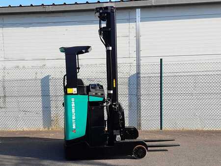 Schubmaststapler 2012  Mitsubishi RB14N (3)