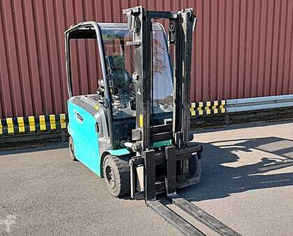 El truck - 4 hjulet 2020  Mitsubishi FB35N (1)
