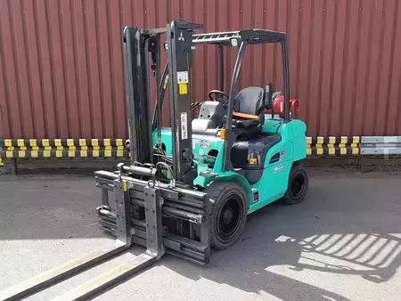 Treibgasstapler 2020  Mitsubishi FG30N (1)