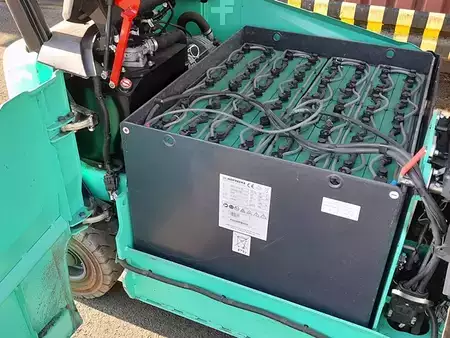 Elektro čtyřkolový VZV 2021  Mitsubishi FB25N (4)