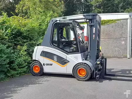 4-Wheel Electric 2022 Carer A80/900X (2)