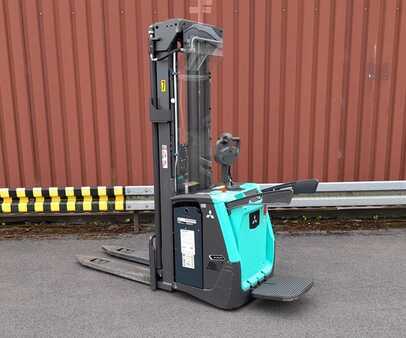 Stacker pedestre 2024  Mitsubishi SBV16N3 (1)