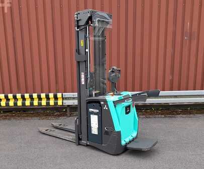 Stacker pedestre 2024  Mitsubishi SBV16N3 (1)