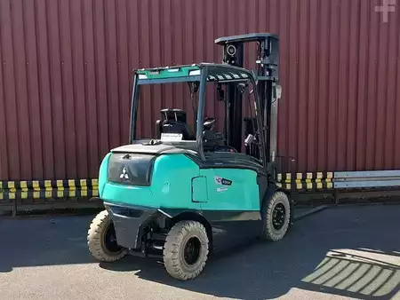 Elektro 4 Rad 2024  Mitsubishi FB40N (4)