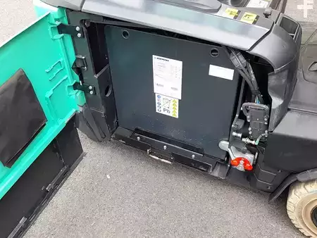 Elektro tříkolové VZV 2024  Mitsubishi FB20N2T (4)