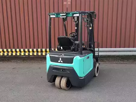 Elektro tříkolové VZV 2024  Mitsubishi FB20N2T (2)