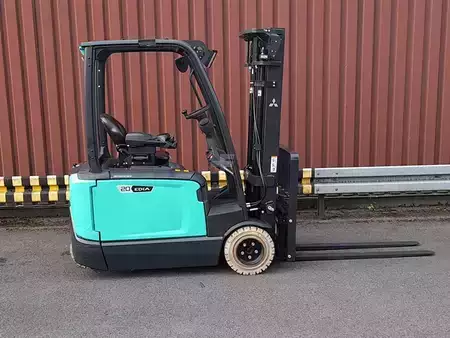 Elektro tříkolové VZV 2024  Mitsubishi FB20N2T (5)