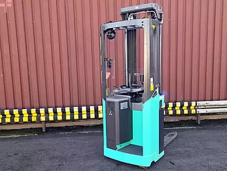 Ståstaplare 2024  Mitsubishi SBR16N2 (2)