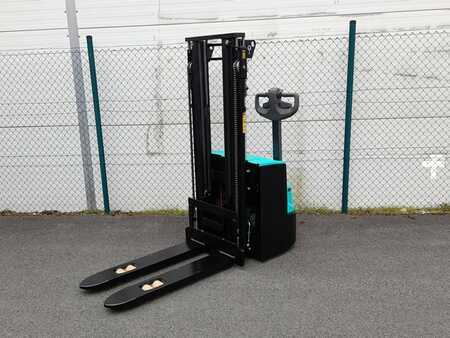 Stacker pedestre 2025  Mitsubishi SBP16N3 (2)