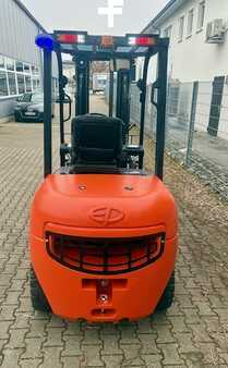 Elektro 4 Rad 2022 EP Equipment EFL 352 (4)