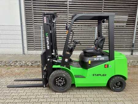 4-wiel elektrische heftrucks 2024  EP Equipment EFL 252 X2 (2)
