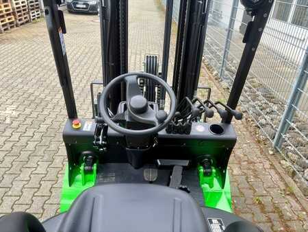 4-wiel elektrische heftrucks 2024  EP Equipment EFL 252 X2 (5)