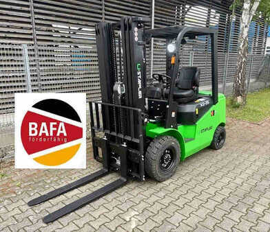 Elektro 4 Rad 2025  EP Equipment EFL 252 X2 (1)