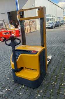 Hochhubwagen  Jungheinrich EJC 216 (3)