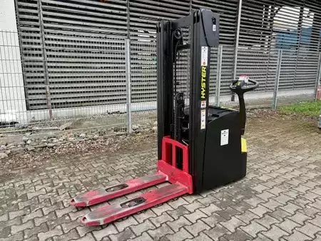 Ruční vysokozdvižný vozík 2020  Hyster S 1.6 iL (1)