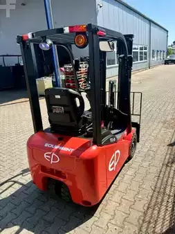 Elektromos 3 kerekű 2026  EP Equipment TCL 152 (4)