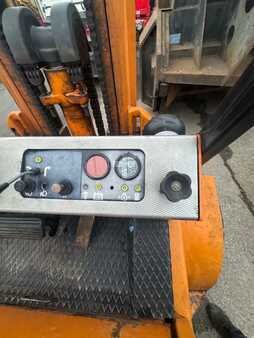 Dieselstapler 1980  Still DFG 4.0 / 4306 (4)