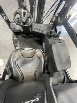 Dieselový VZV 2023  Linde H35D-01-1202 (7)