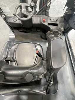 Eléctrico - 4 rodas 2023  Linde E35H-01/600-388 (7)