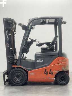 4-wiel elektrische heftrucks 2016  Toyota 8FBMKT20 (4)