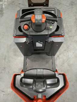 Tahač 2014  Linde P30C-1190 (7)