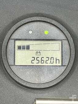 Chariots tracteurs 2017  Linde P20-1193 (10)