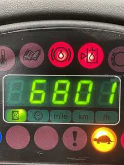 Chariots tracteurs 2017  Linde P250-127 (10)