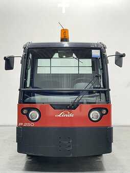 Chariots tracteurs 2017  Linde P250-127 (5)