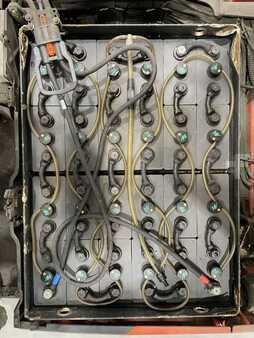 Carrelli elettrici 3 ruote 2018  Linde E18-02-386 (8)