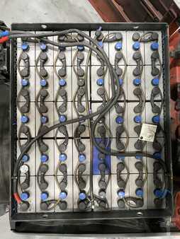 Elektromos 4 kerekű 2017  Linde E40H-01/600-388 (8)