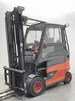 Elektryczne 4-kołowe 2020  Linde E45HL-01/600-388 (1)