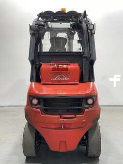 Gázüzemű targoncák 2022  Linde H45T-02-394 (6)