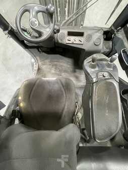 Gázüzemű targoncák 2022  Linde H45T-02-394 (7)