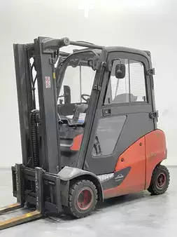 Treibgasstapler 2019  Linde H20T-01-391 (1)