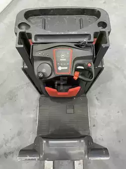 Preparador de pedidos vertical 2016  Linde V10-5212 (7)
