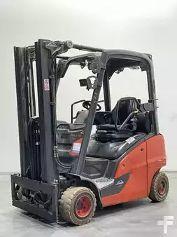 Chariots élévateurs GPL 2018  Linde H18T-01-391 (1)