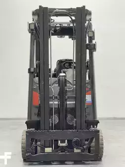 Chariots élévateurs GPL 2018  Linde H18T-01-391 (5)