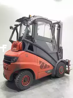 Empilhador a gás 2022  Linde H45T-02-394 (2)