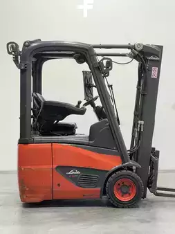 Chariots électriques à 3 roues 2021  Linde E12-02-386 (3)