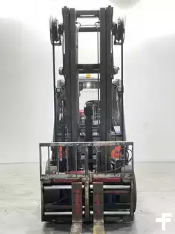 Gázüzemű targoncák 2018  Linde H50T-02/600-394 (5)