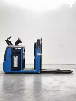 Horisontaalinen ordreplukker 2021  Linde N20C L-4590 (4)
