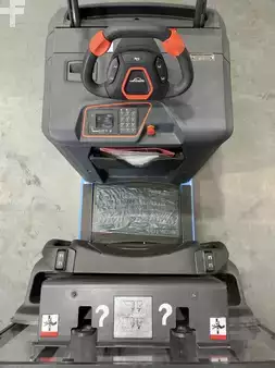 Horisontaalinen ordreplukker 2022  Linde N20C L-4590 (7)